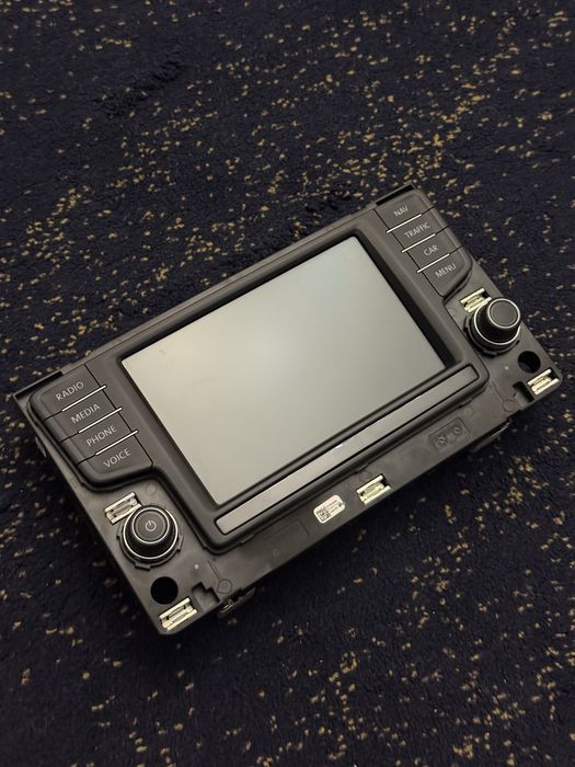 Монитор екран мультимедія оригінальна Volkswagen Passat B8 Golf 7