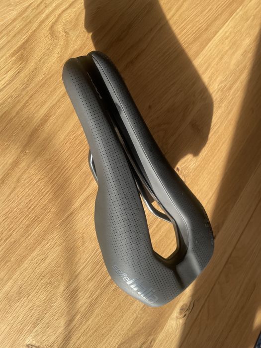 siodełko Selle Italia WATT Superflow. 50mm