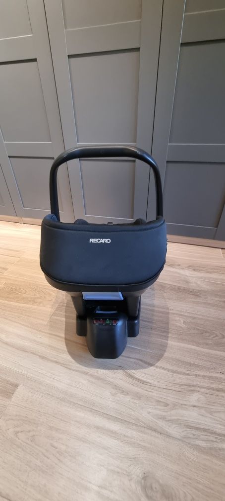 Fotelik Recaro Previa hero, nosidełko,  baza isofix 0-13 kg