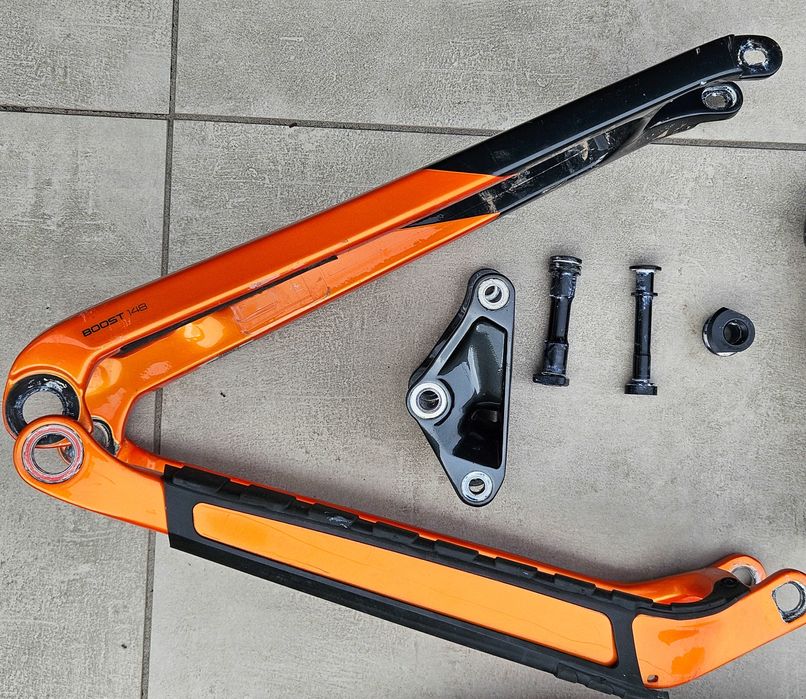 Komponenty Trek Fuel EX 9.8 OCLV