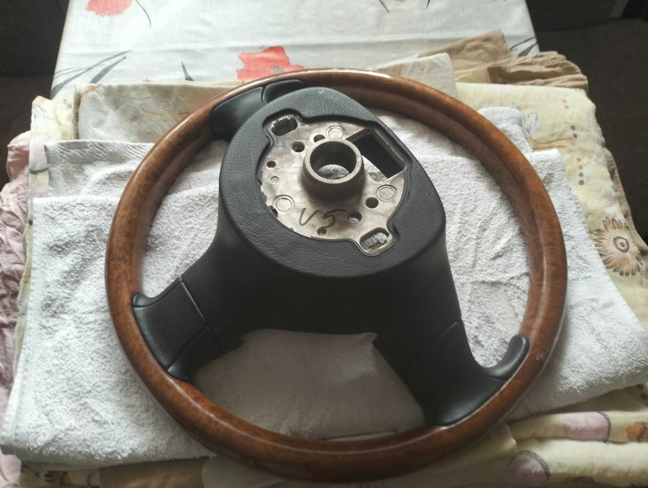 Kierownica drewno passat b6 stan super
