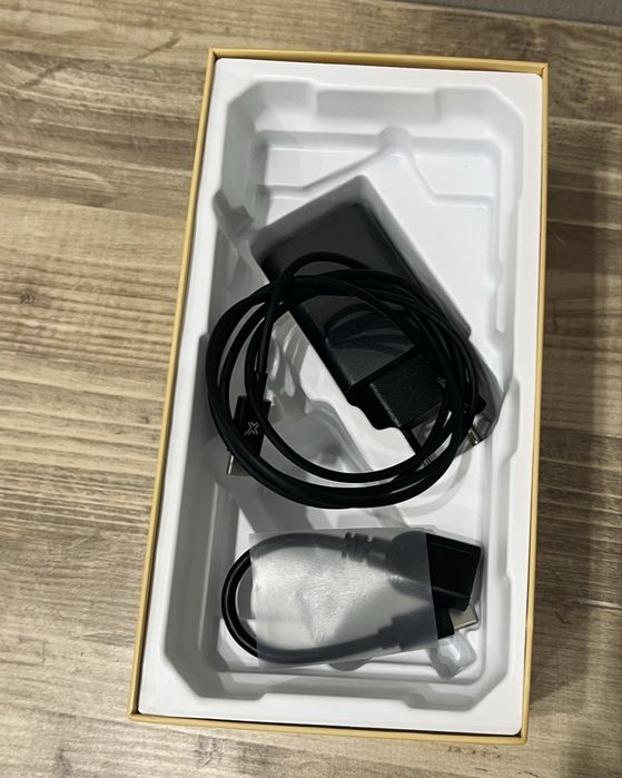 Doogee V20 8/256 ГБ 

Продаю Doogee V20 з 8 ГБ ОЗУ