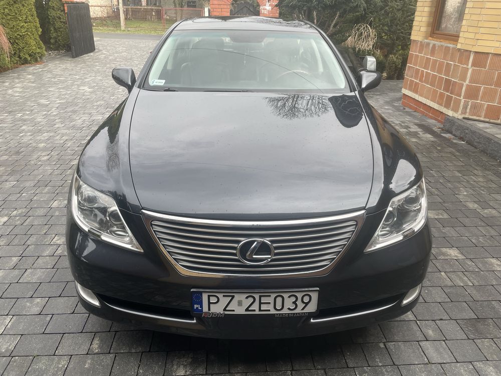 Lexus Ls 460 AWD bdb stan