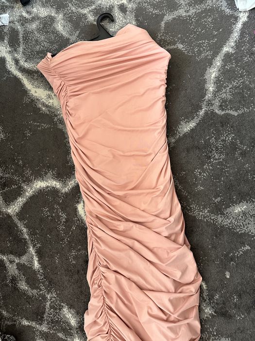 Сукня жіноча