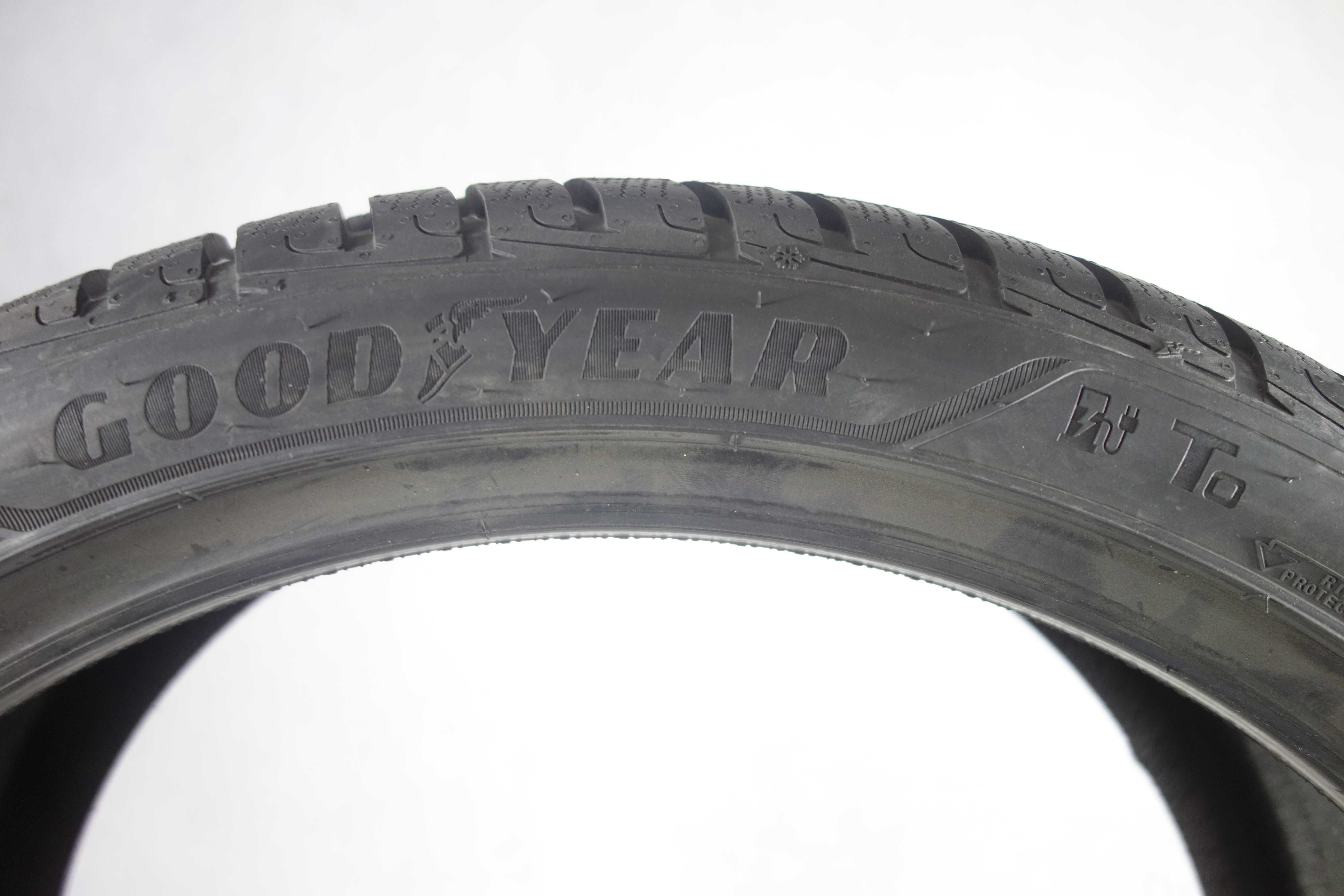 NOWE Opony zimowe 275/35/21 - GOODYEAR Ultra Grip Performance + XL TO