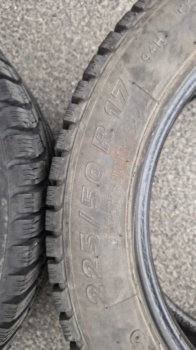 Opony zimowe Dębica 225/50R17 98V 1322