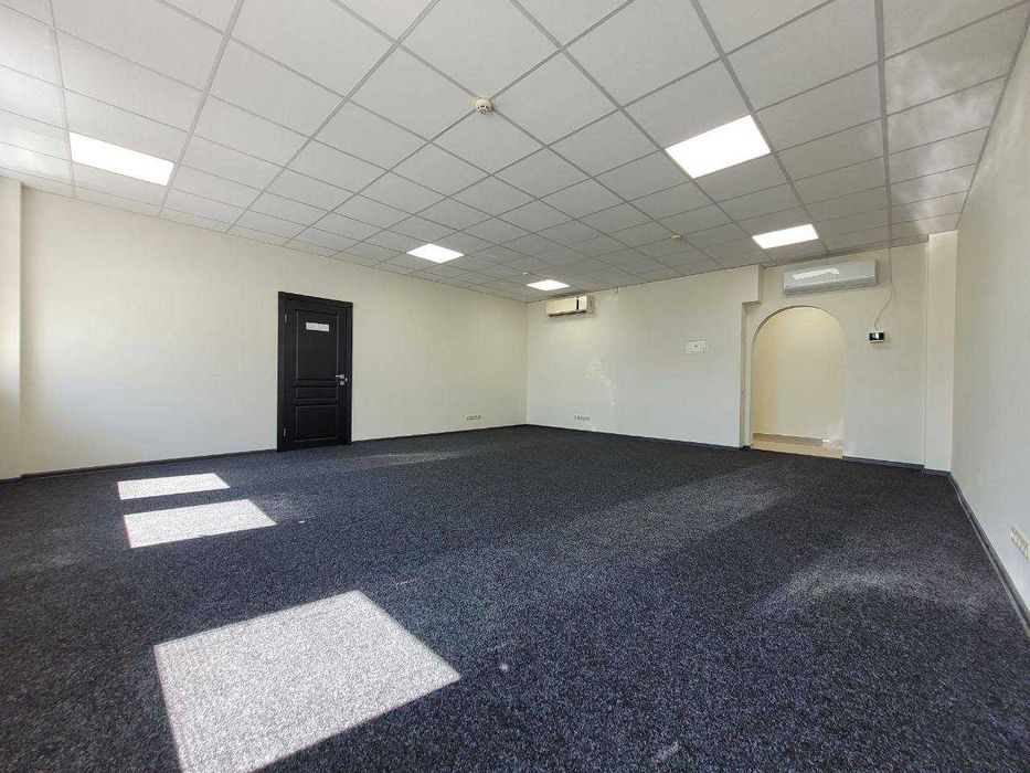 Оренда офісу на Подолі, метро Контрактова площа, новий ремонт