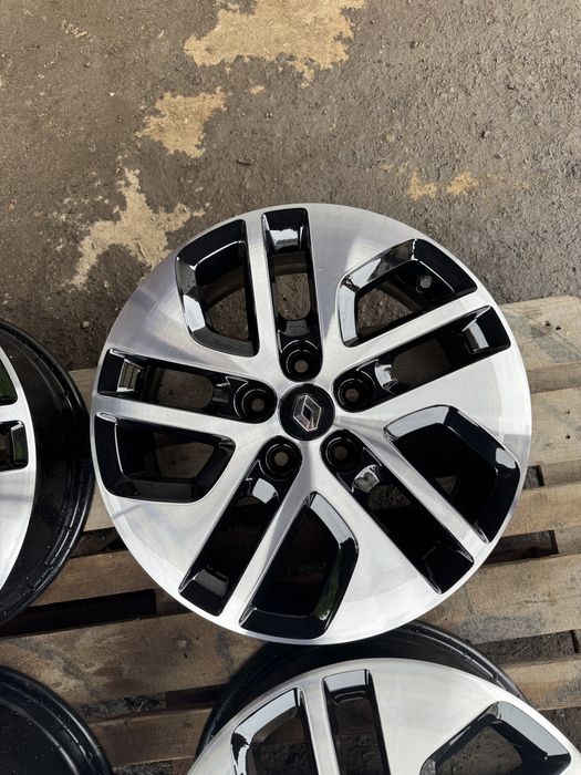 Renault Trafic Opel Vivaro R17 диски