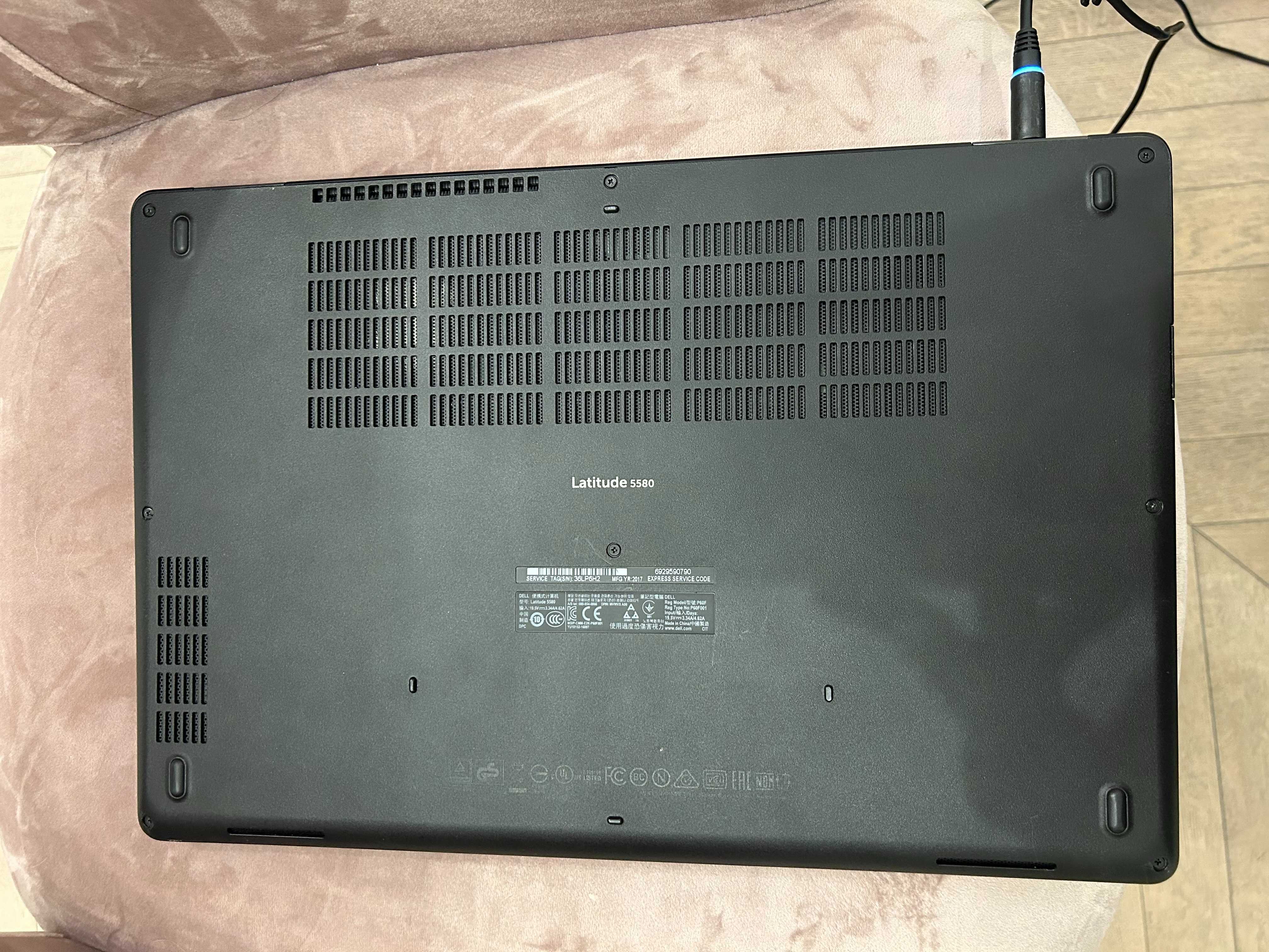 Laptop Dell Latitude 5580 | Intel Core i5-7200U | 8GB RAM | brak SSD