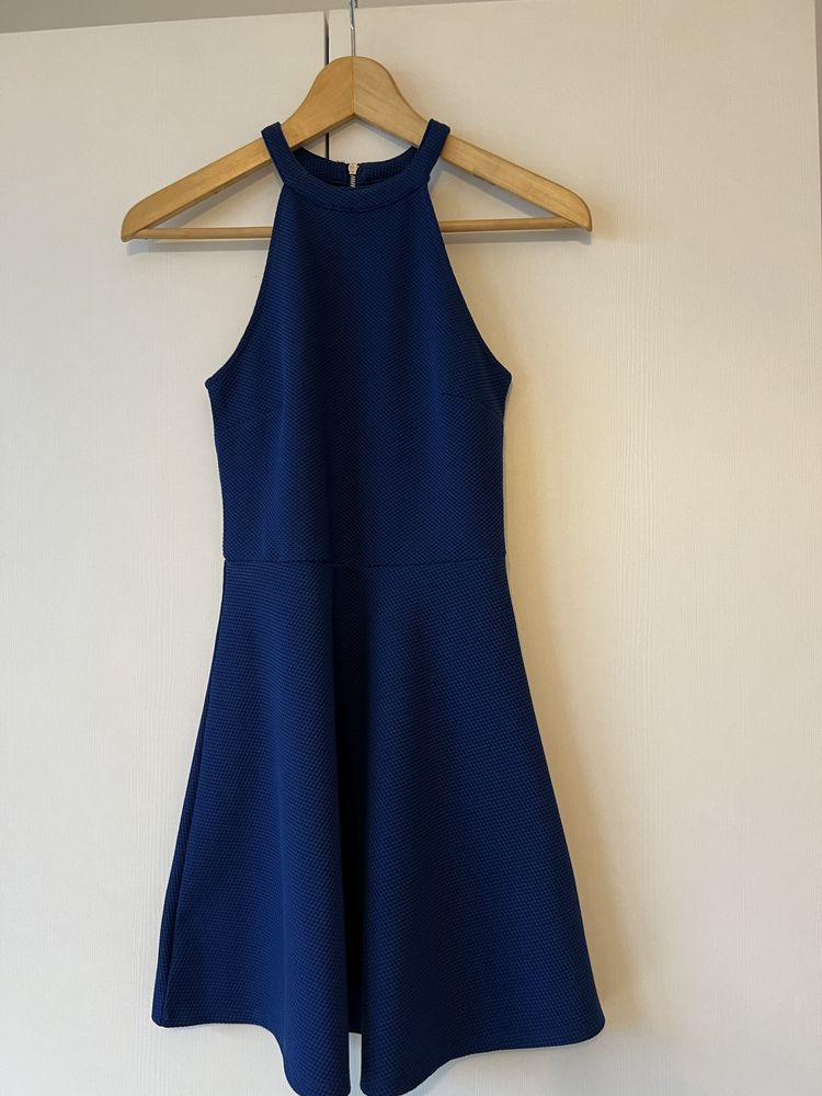 Niebieska sukienka H&M 34