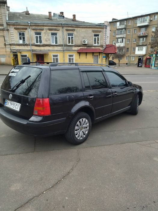 Volkswagen golf 1.6 mpi