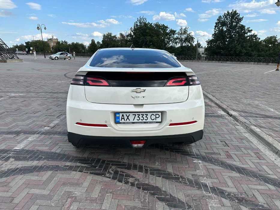 Chevrolet Volt 1. Шевроле вольт.