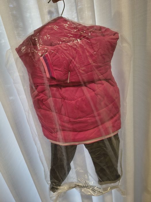 Conjunto casaco calças e camisola