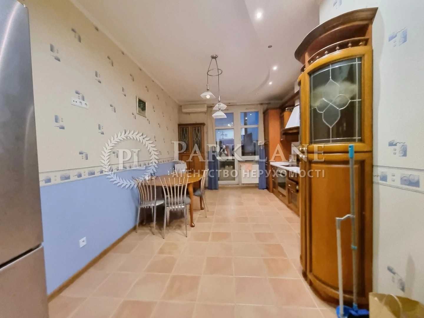 Продаж 4-кімн., ЖК Митець Печерський Центр Щорса Коновальця