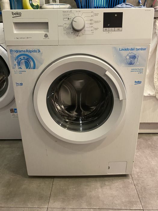 Máquina de Lavar Roupa Beko – Ótimo Estado