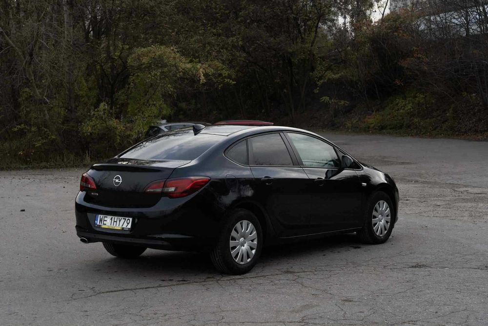 OPEL ASTRA J 1.4 turbo 2017 fabryczny gaz