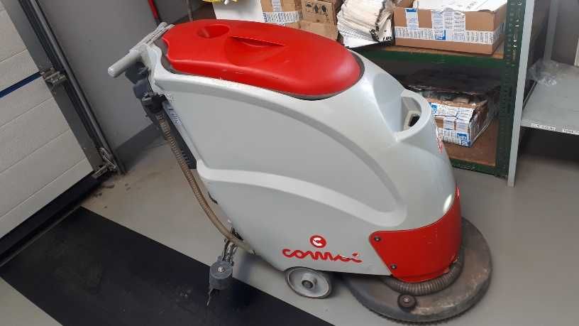 Szorowarka do podłogi COMAC L20B