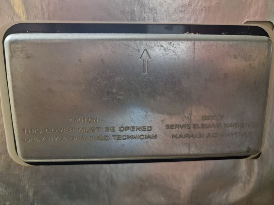 Морозильна камера беко.