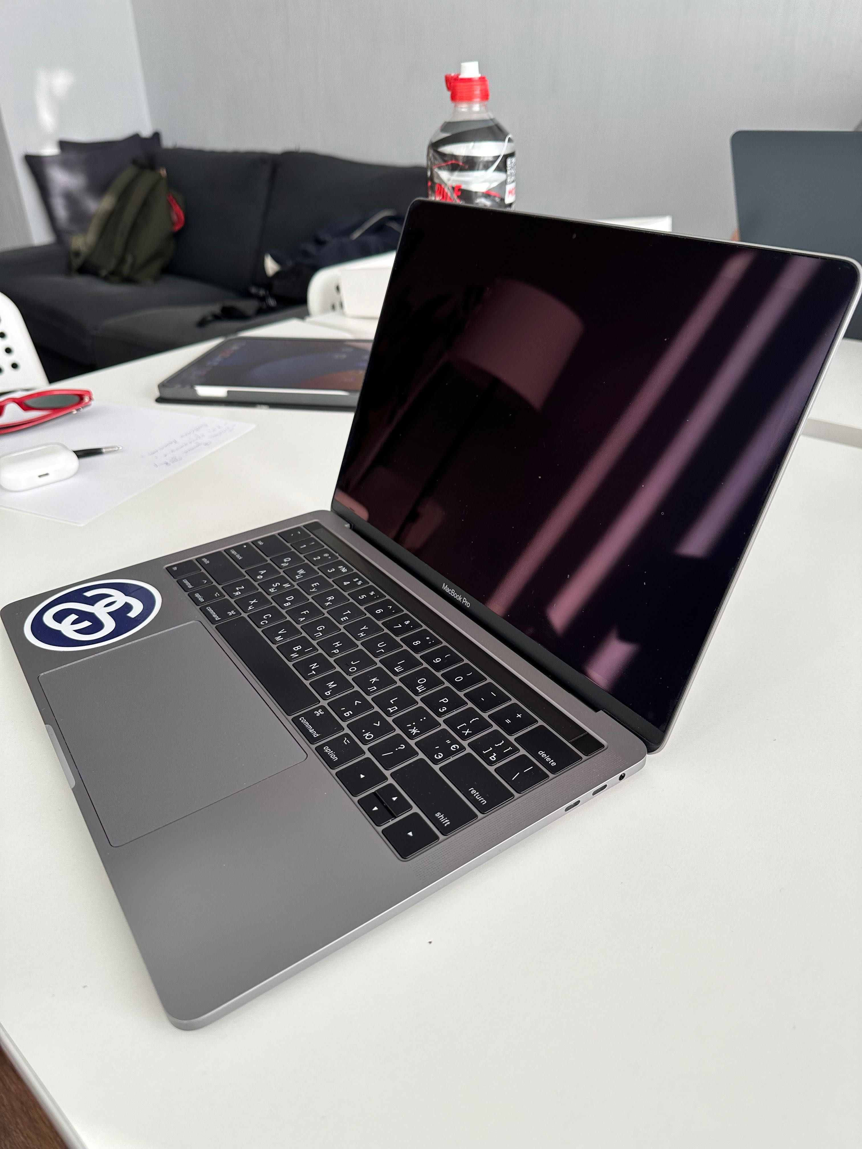 MacBook Pro 13 A1706 2017