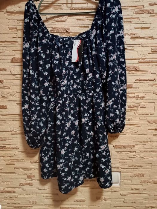 Плаття,жіночий одяг