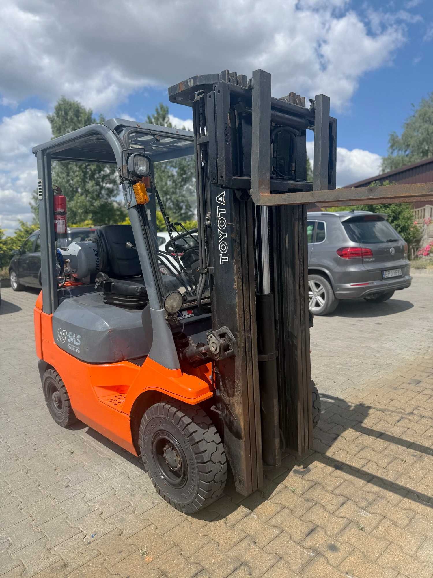 wózek widłowy TOYOTA 42-7FGF18 LPG 1800kg Triplex 4.70m 2002' 10700mtg