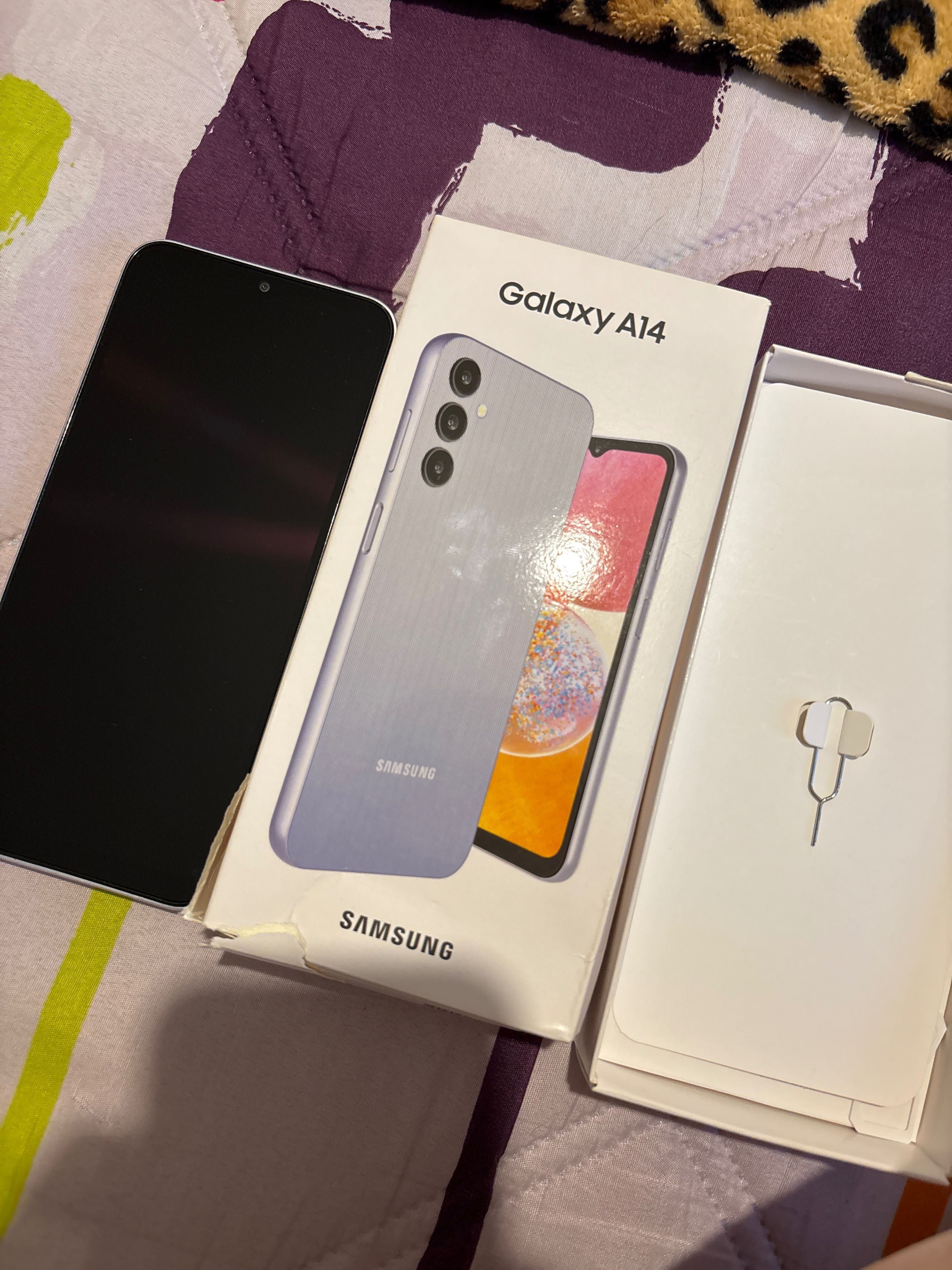 Samsung galaxy A14- cor lavanda (lilás)