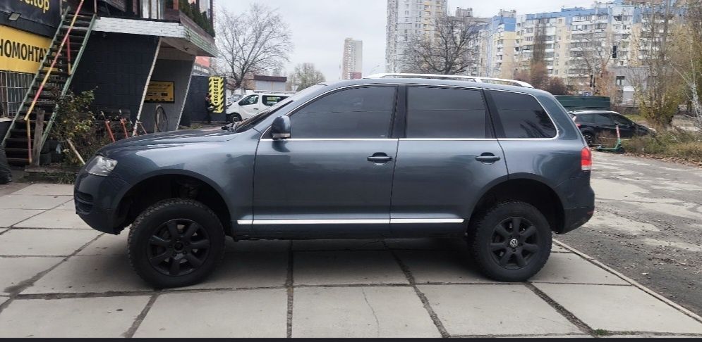 Кросовер Volkswagen Touareg( ОБМІН )(ПРОДАЖ)