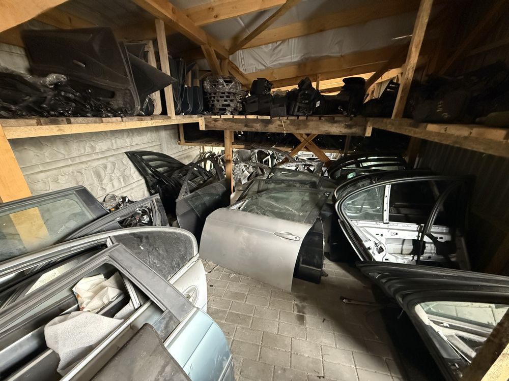 Двері Дверка BMW E39 E46 E53 E60 E61 E65 E70 E83 E87 E90 E91 F10 F11