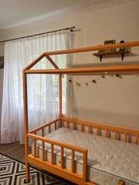 Кровать будинок дитяча