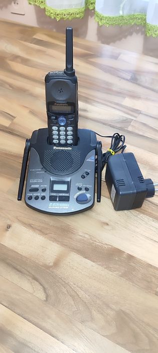 Радіотелефон стаціонарний Panasonic, телефон з автовідповідачем