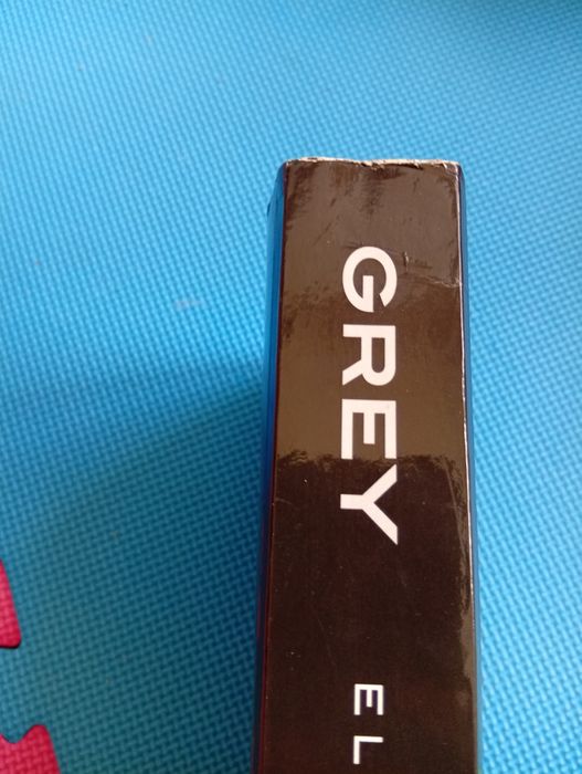 Livro "Grey" de E. L. James