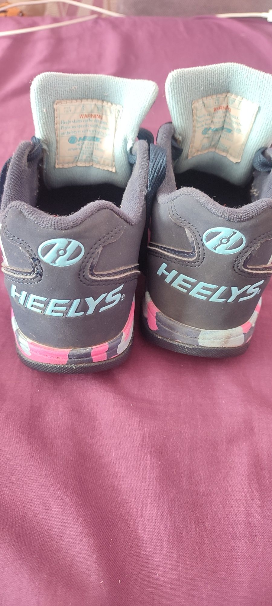 Роликовые кроссовки  heelys 32р