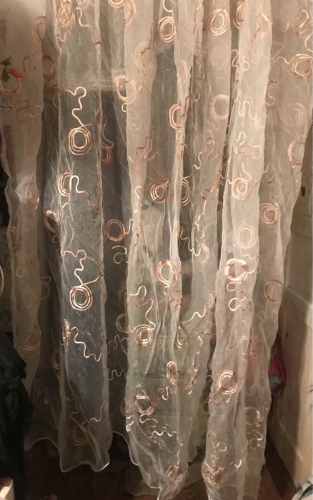 Разные, разные  тюли,