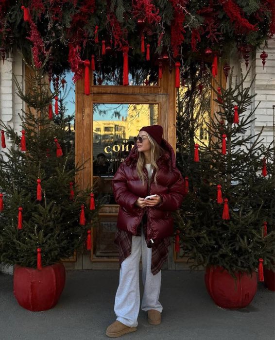 Жіночий бордовий пуховик оверсайз теплий зимовий стильний • casual