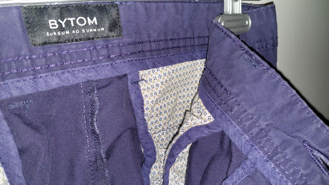 Spodnie męskie Slim firmy Bytom rozmiar M