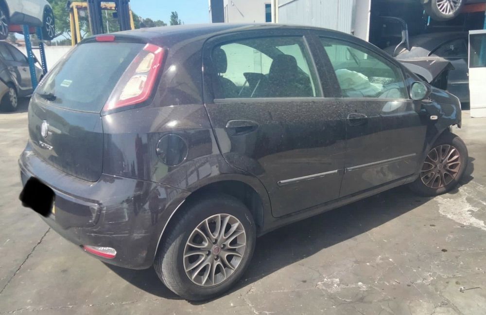 Fiat Grande Punto EVO 1.2 de 2011 disponível para peças 169A4000