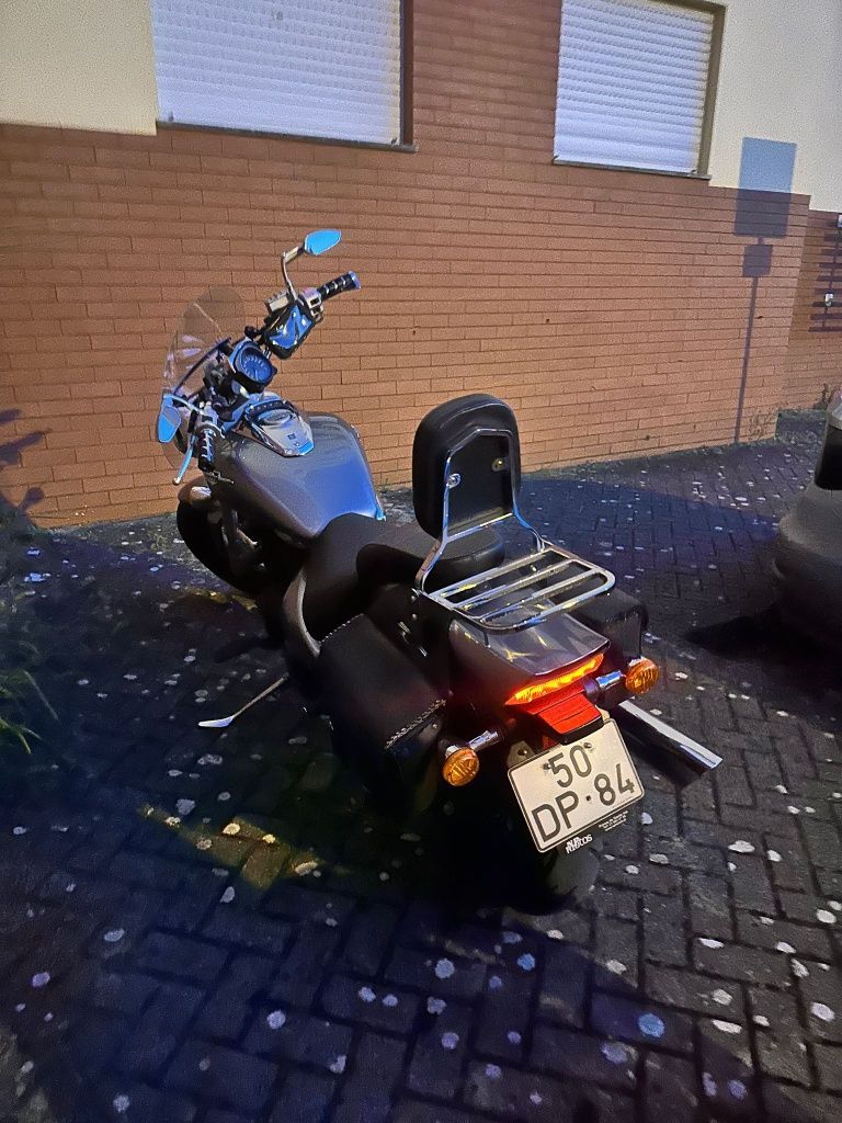 Suzuki intruder m800 **10mil kms**