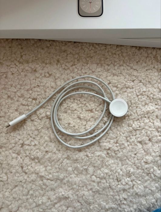 Apple watch series 8 45mm GPS