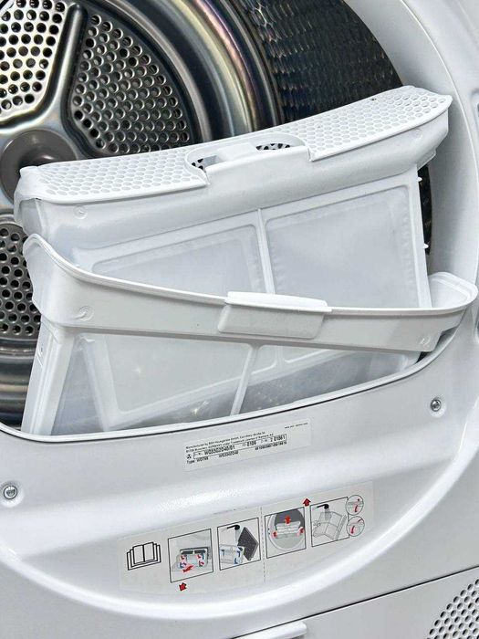 Пральна та сушильна машини Siemens IQ500 WG56G2M40 та WQ33G2D40