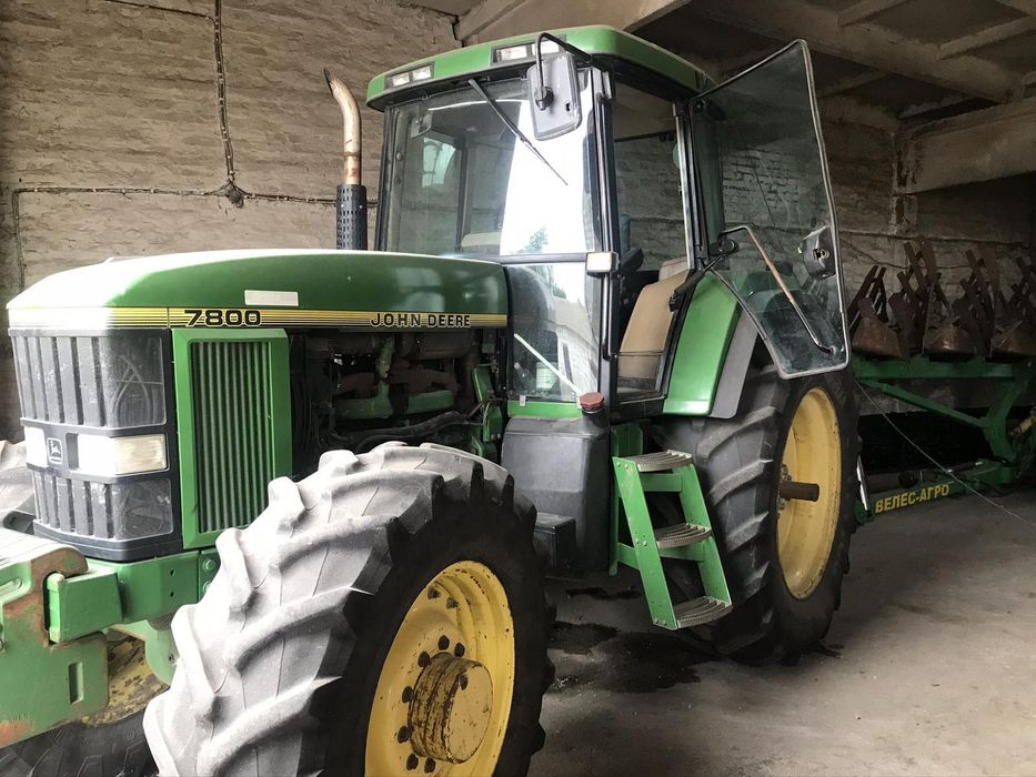 Продам трактор John Deere 7800