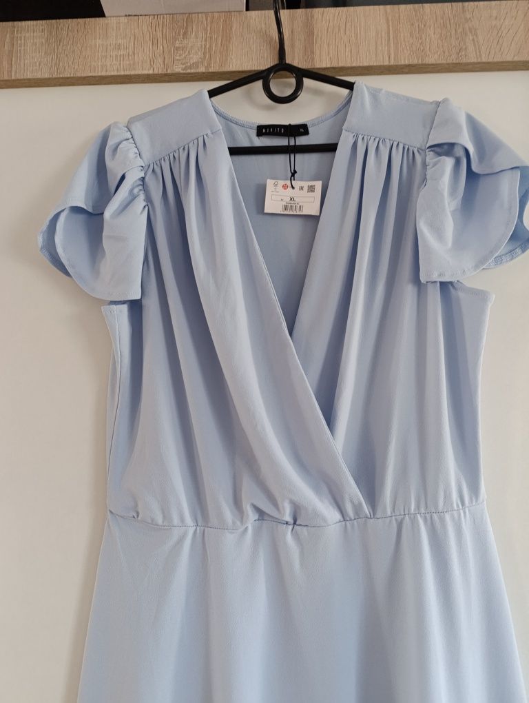 Mohito 42 XL błękitna sukienka kopertowa na chrzciny na komunię