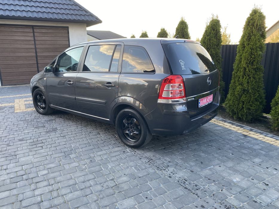 Opel Zafira 2010
