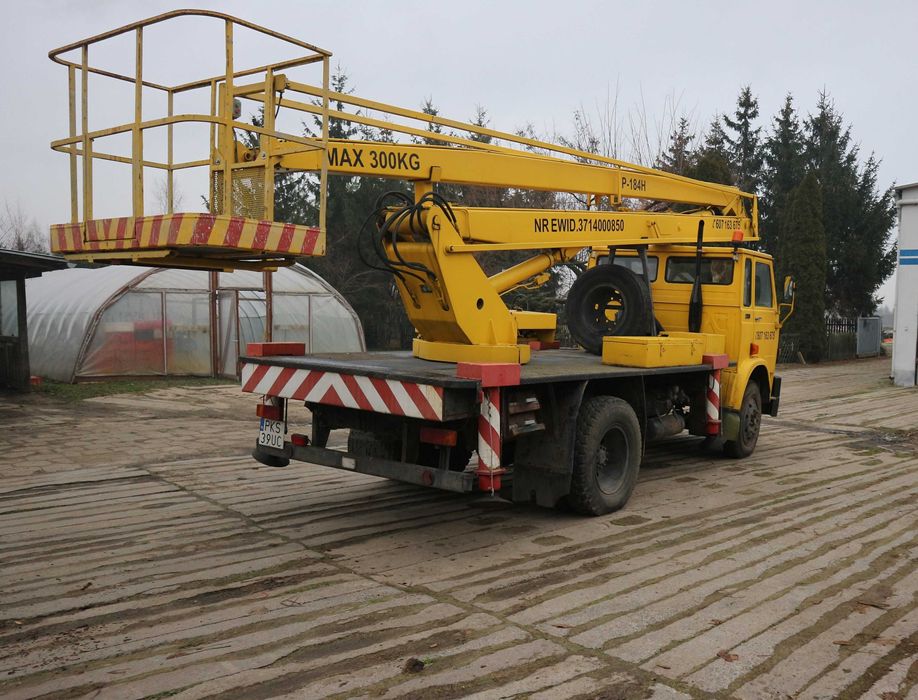 Podnośnik koszowy zwyżka 18 m Star 200 P-184 H z silnikiem SW-400
