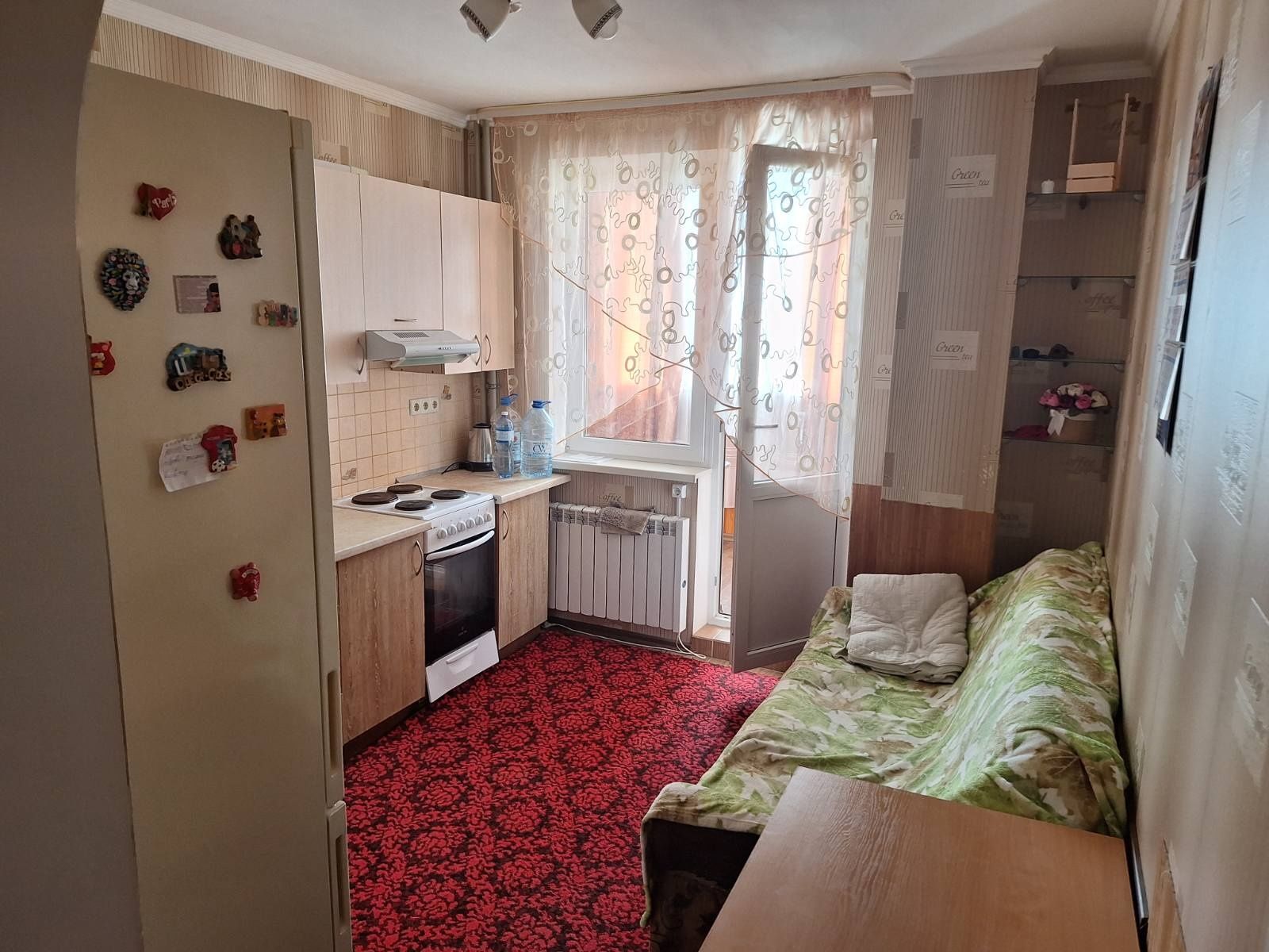 Сдам  1  к.кв Таврический Сенявина возле переезда без животных  7 этаж