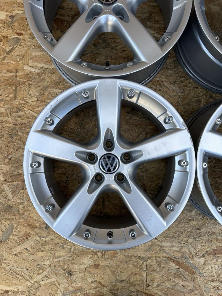 Диски5/112R17 ET35 цо(діа)70.4VАG мерседес Ауді фольцваген титани