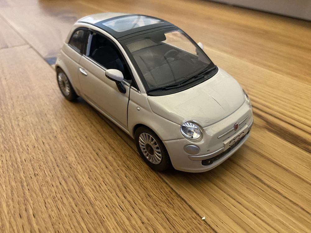 Figurka samochód/samochodzik Fiat 500