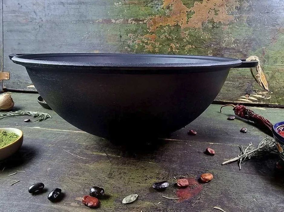 Казан чугунний 8,12,15,18л кришкою сковородою форми Wok В НАЯВНОСТІ