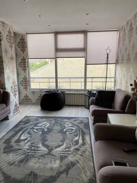 Двокімнатна квартира в центрі з ремонтом,меблями та технікою.