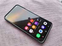 Samsung S22 8/128gb