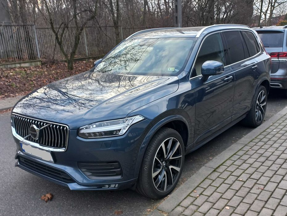 Sprzedam Volvo XC90 T6 Momentum 7 osobowy